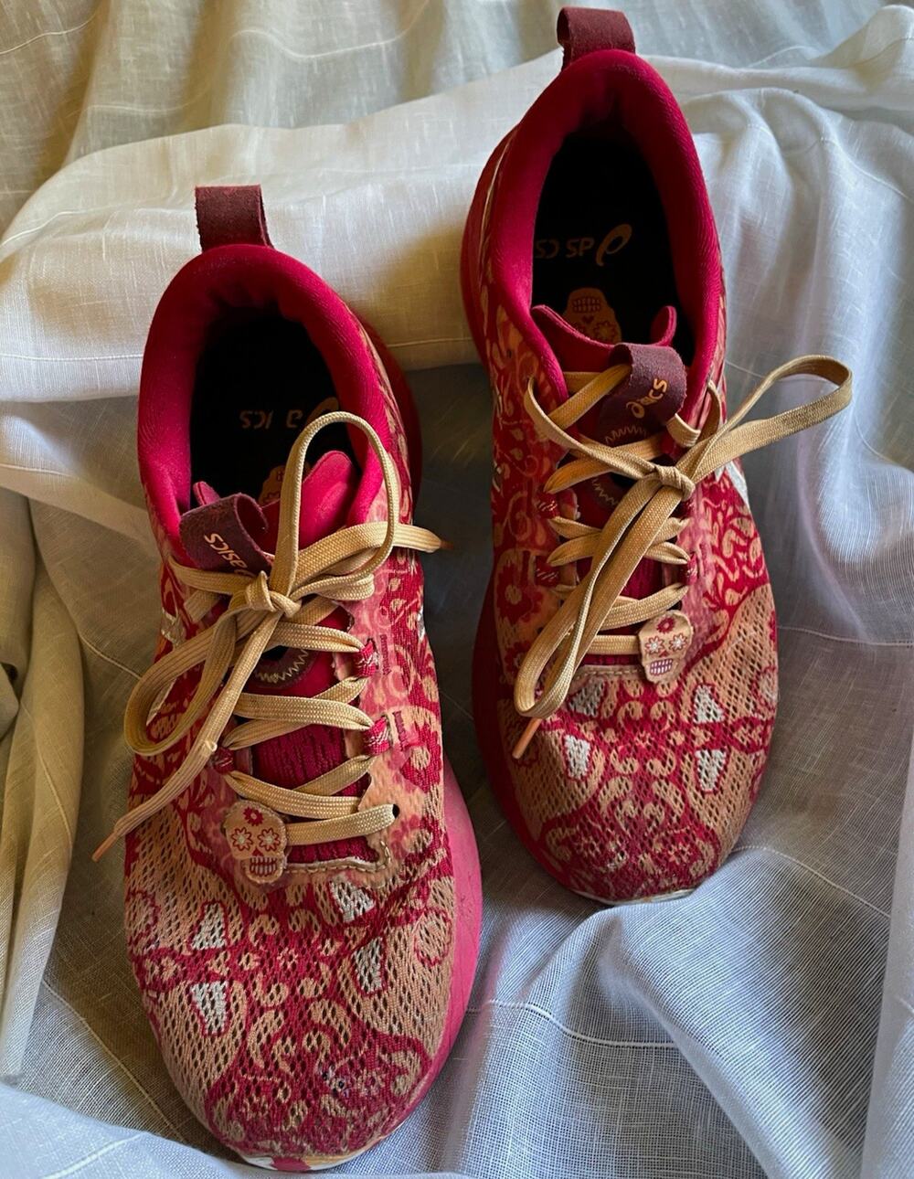 ASICS Magic Speed Women’s Running Sneakers Lace-Up Cushioned Mesh Pink Skull